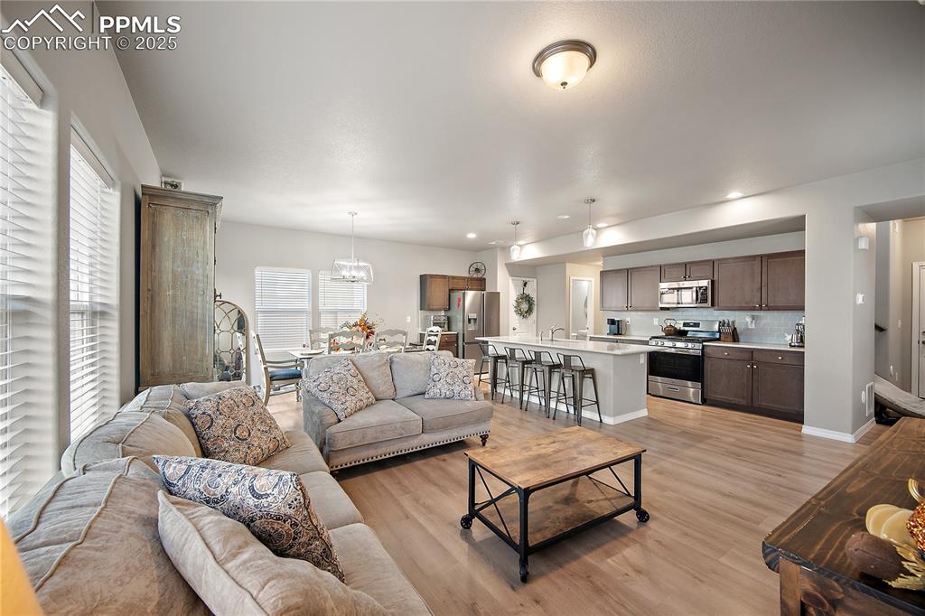 Image 7 of 36: Easy to entertain family and friends.