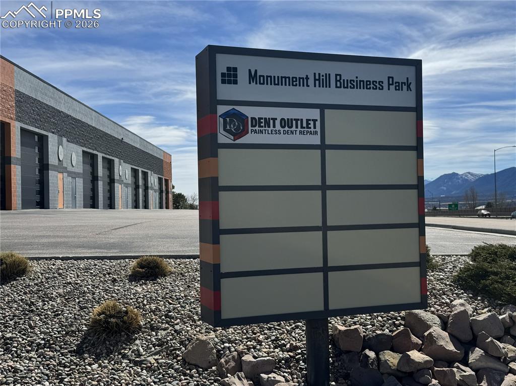 Image 9 of 9: INSIDE OF UNIT