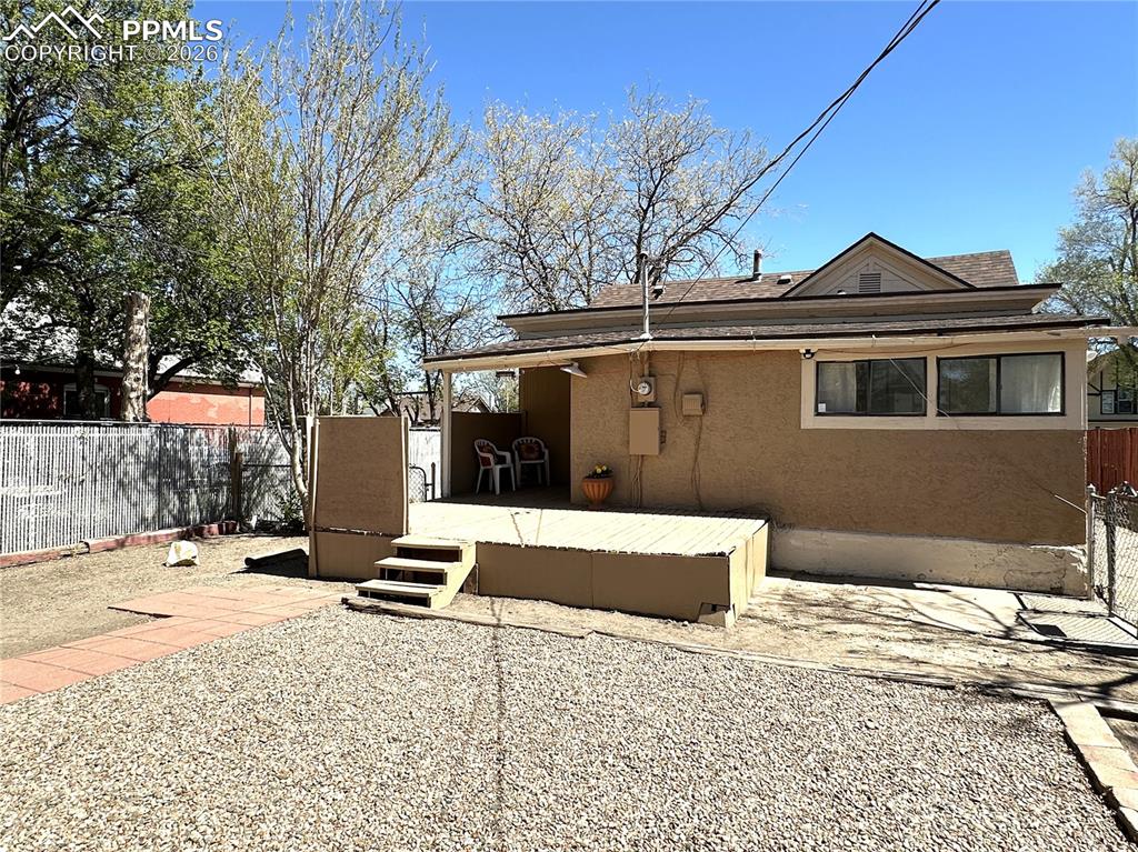 Image 14 of 14: Back of Structure