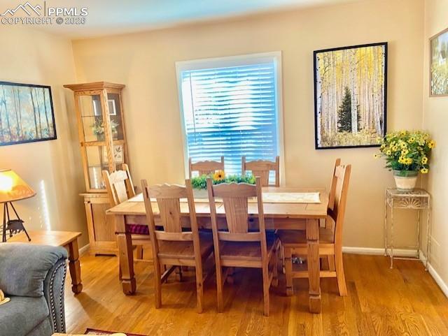 Image 13 of 31: Dining Area