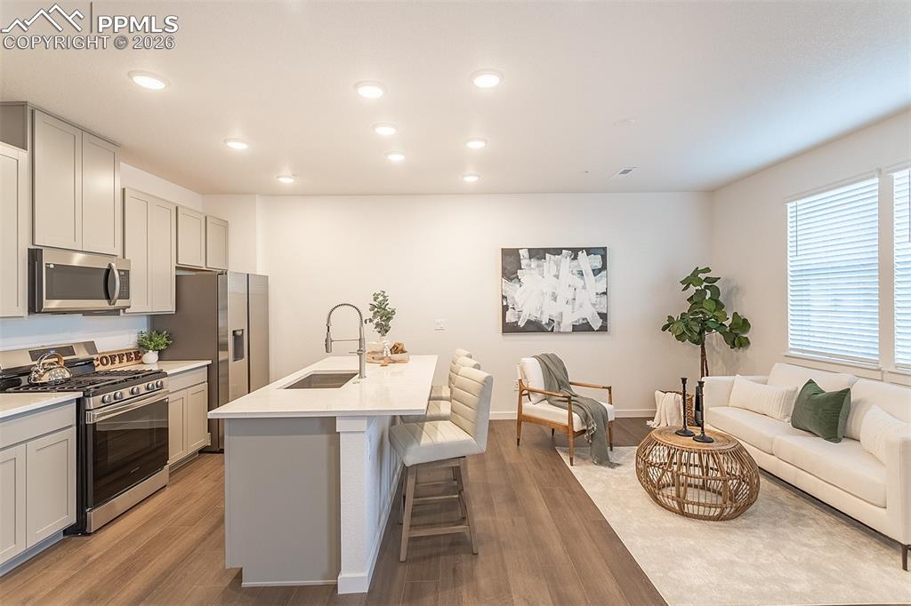 Image 4 of 36: Kitchen