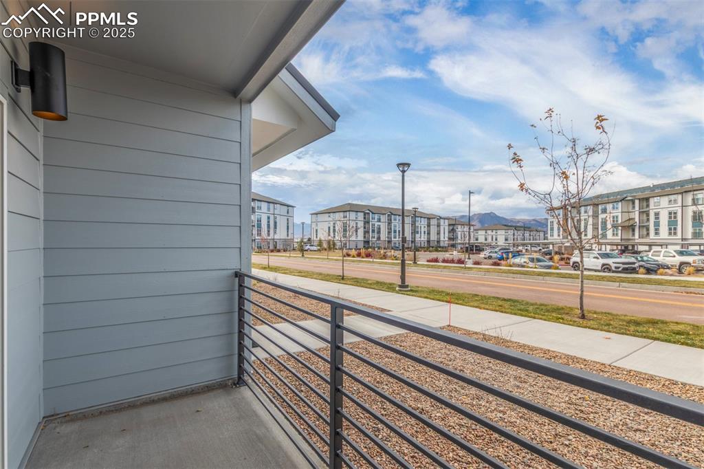 Image 29 of 32: Balcony