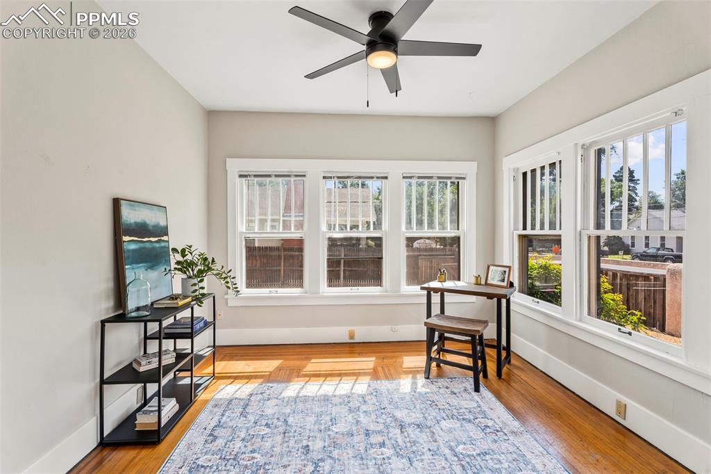 Image 17 of 43: Bedroom