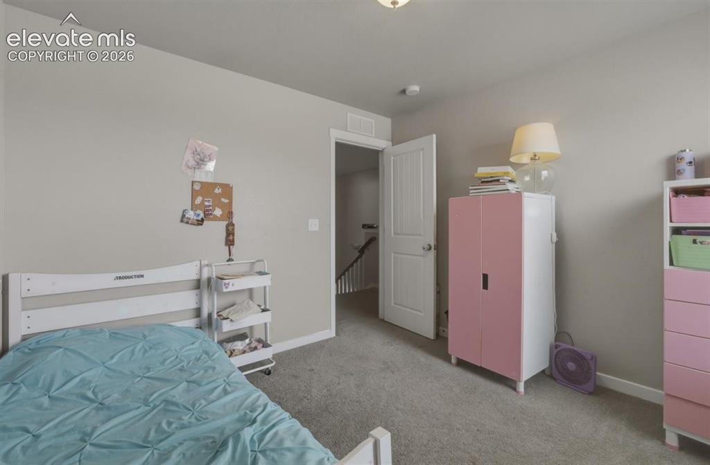 Image 17 of 25: Third Bedroom