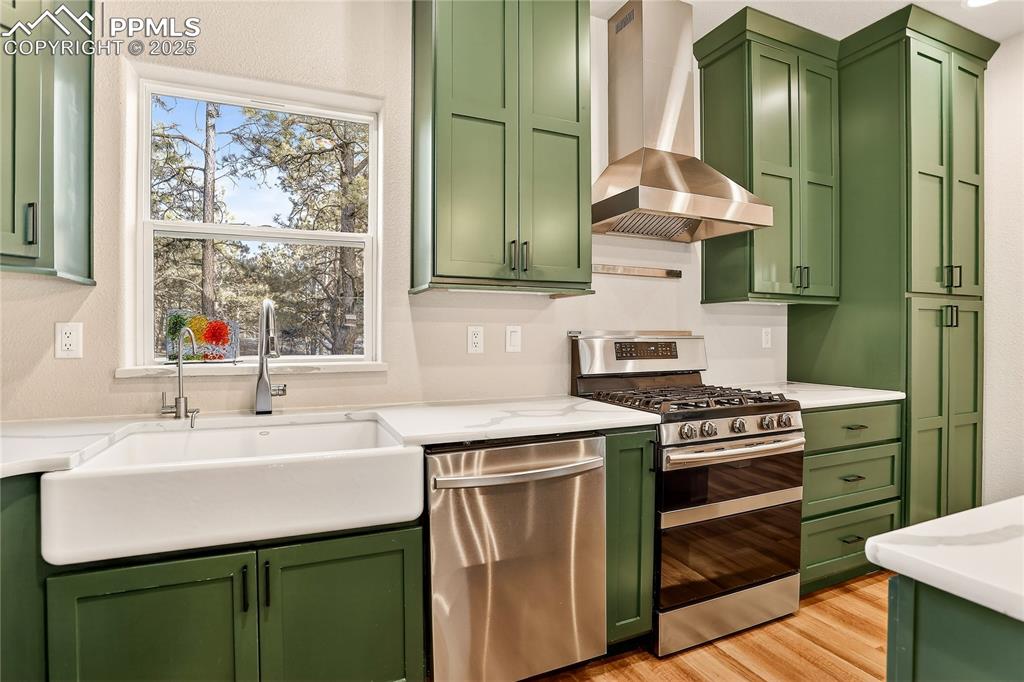 Image 12 of 50: No Description Available