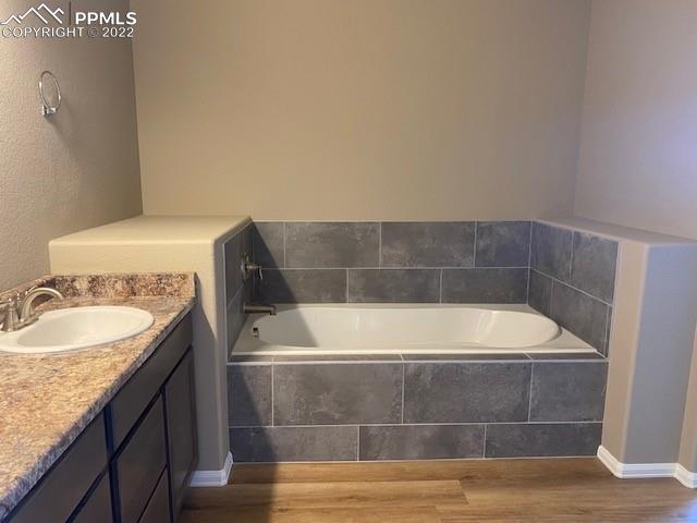 Listing 6498369, Image 10 of 15