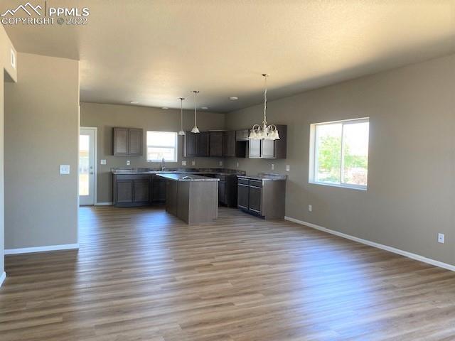 Listing 6498369, Image 2 of 15