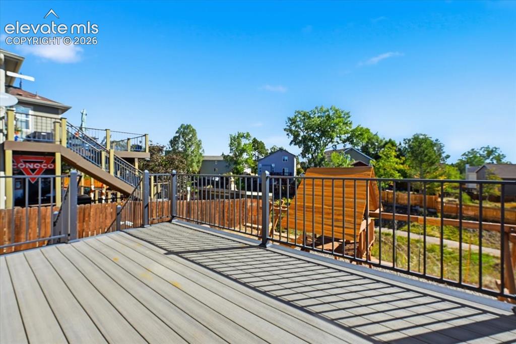Image 45 of 46: Deck