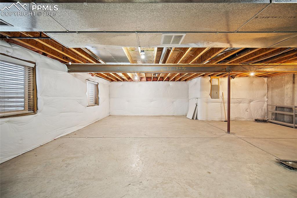 Image 29 of 43: Basement