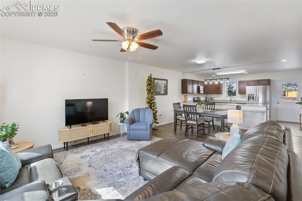 Image 11 of 40: Living Room