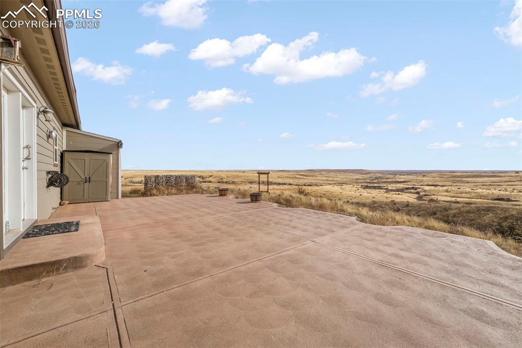 Image 46 of 48: Patio