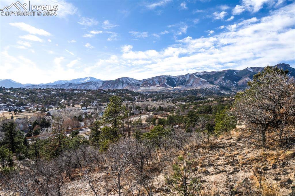 Image 17 of 43: Mountain view
