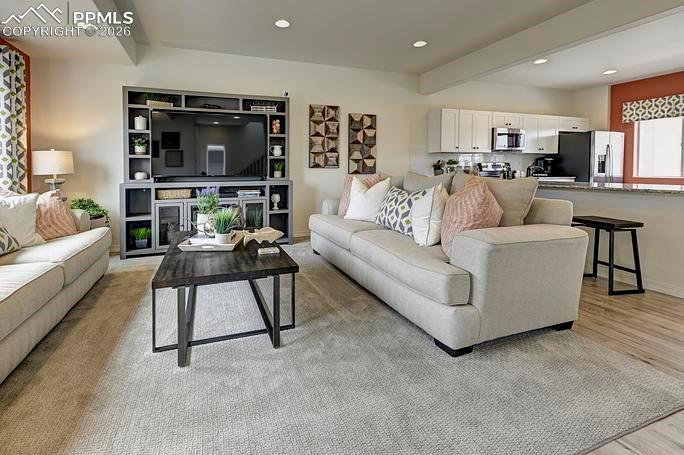 Image 7 of 13: Living Room