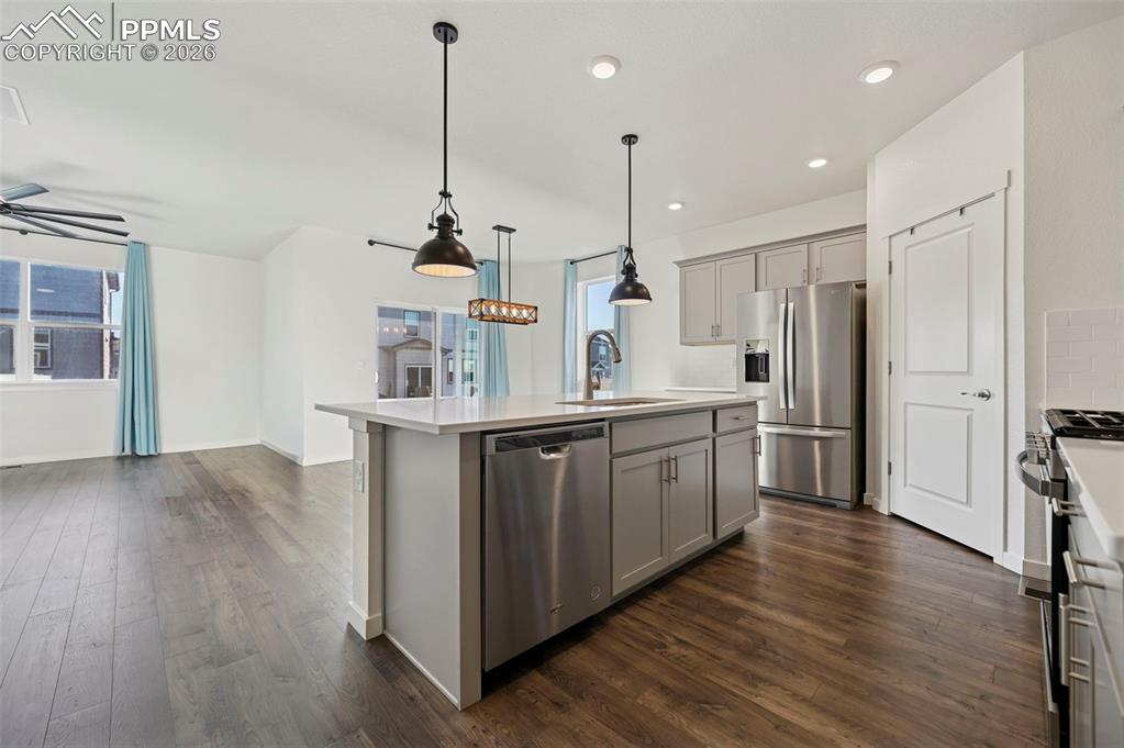 Image 2 of 29: Kitchen