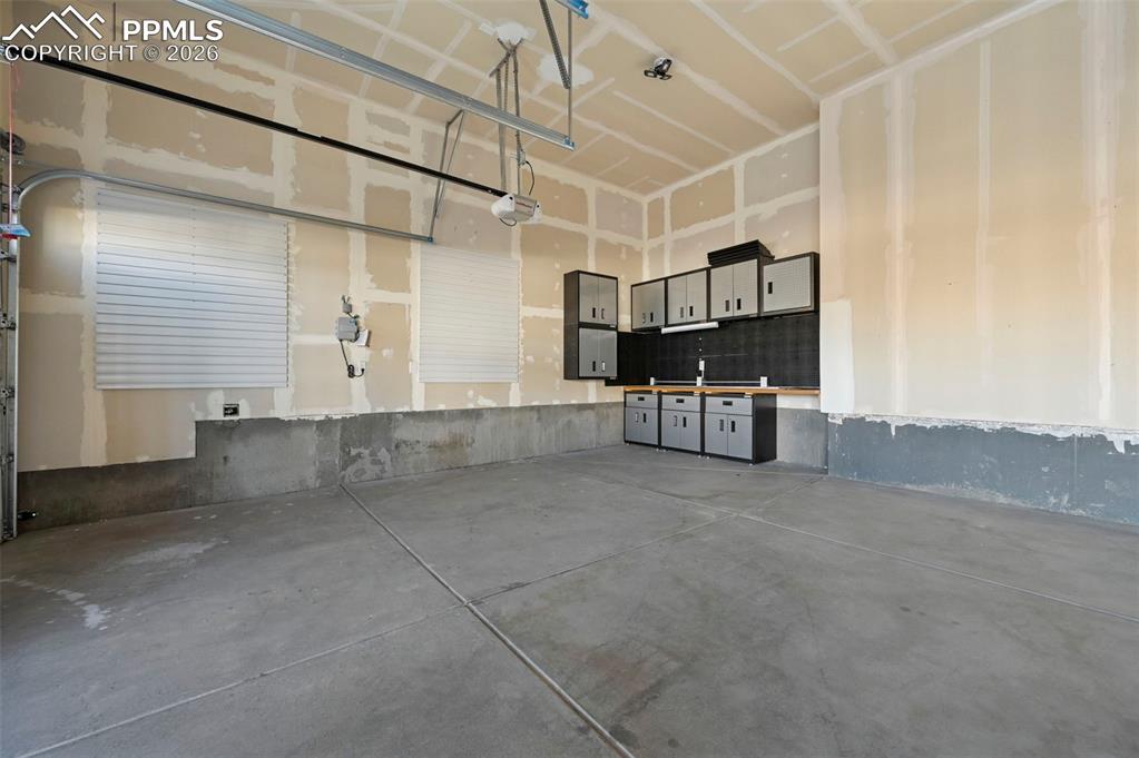 Image 24 of 29: Back of Structure