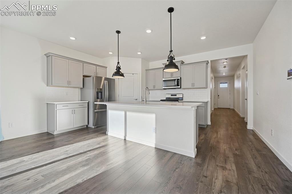 Image 5 of 29: Kitchen