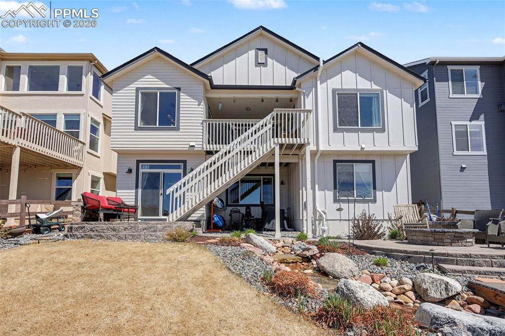 Image 47 of 50: Back of Structure