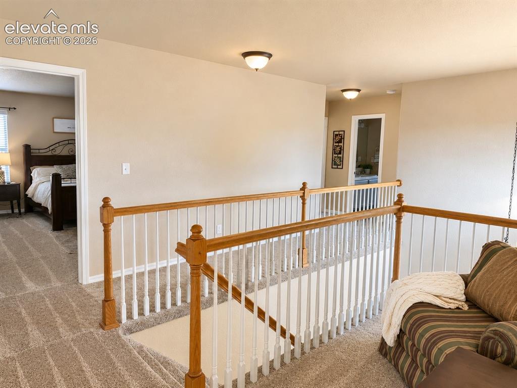 Image 9 of 32: Sitting Room