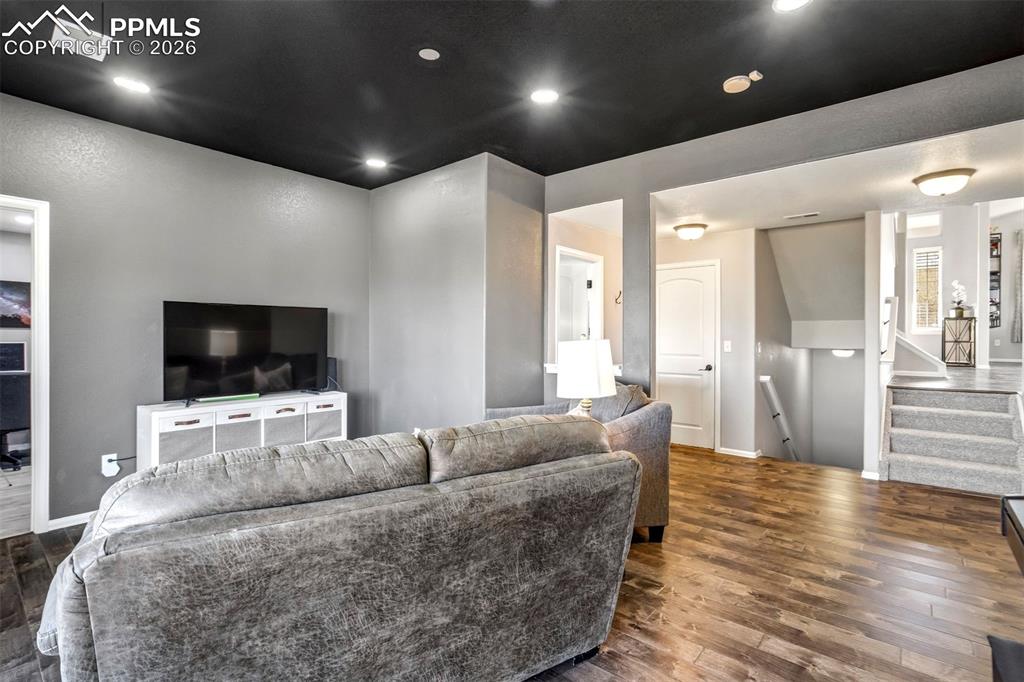 Image 14 of 50: Lower level