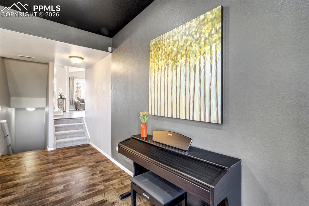 Image 15 of 50: Lower level