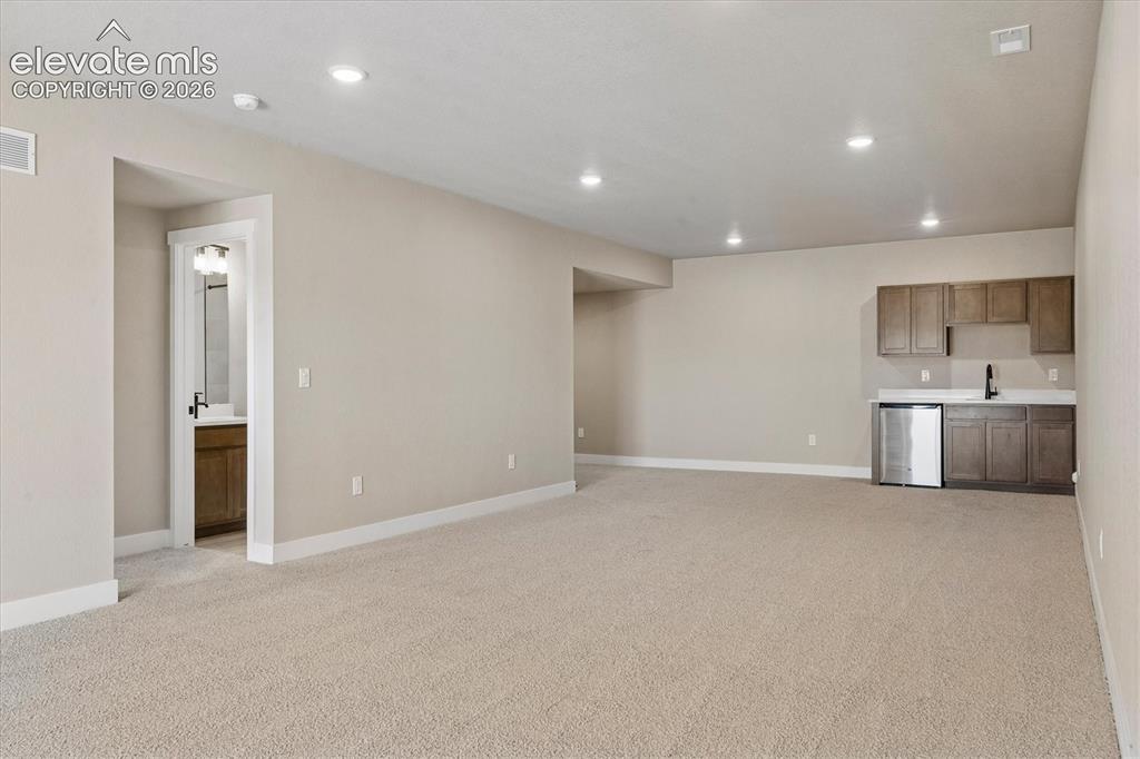 Image 15 of 23: Living Room