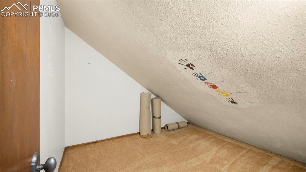 Image 27 of 46: Storage