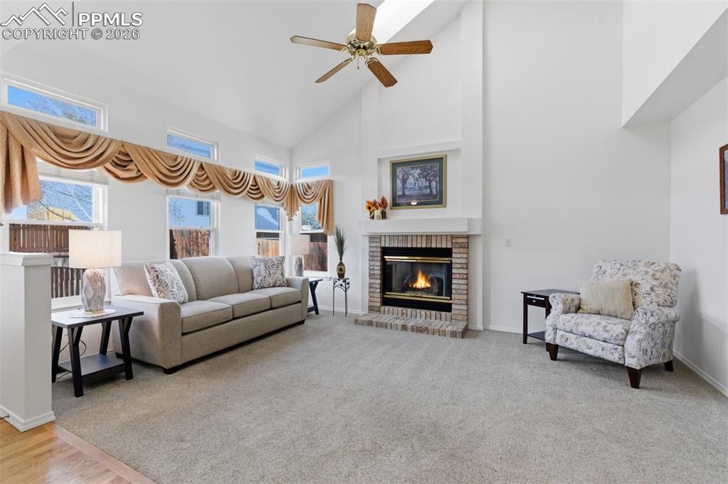 Image 12 of 30: Living Room