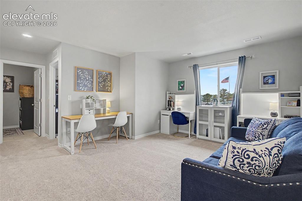 Image 19 of 41: Living Room