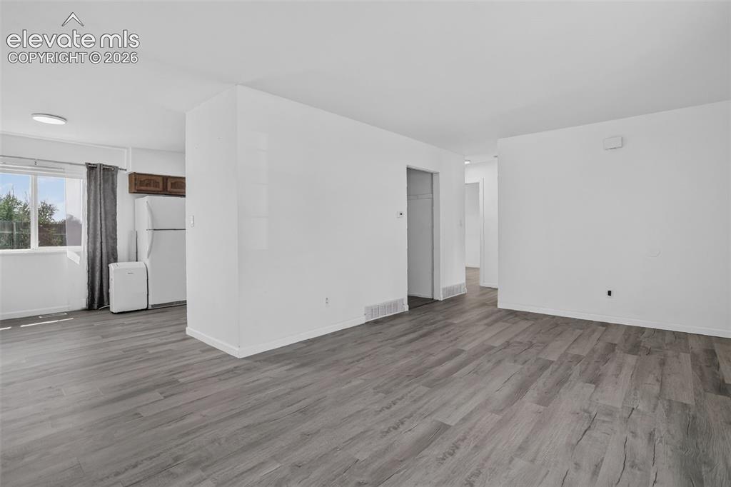 Image 7 of 29: Living Room