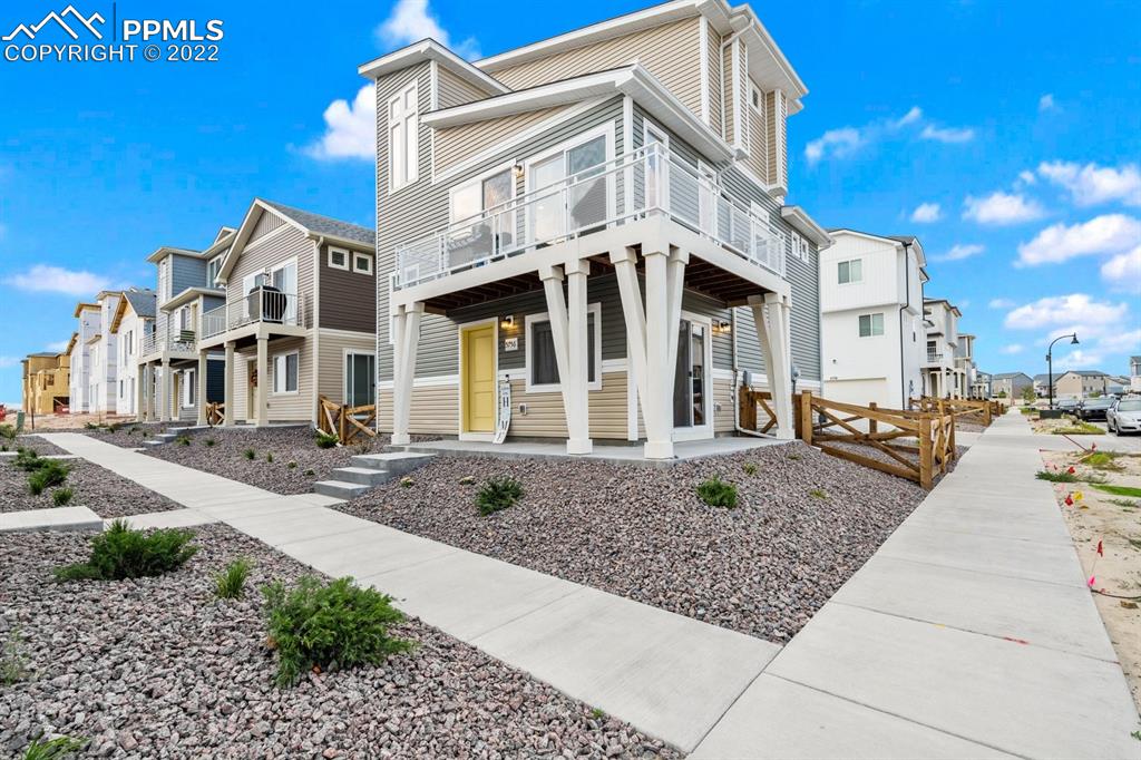 Listing 6524373, Image 2 of 22