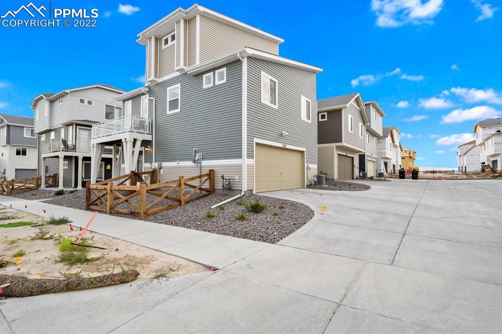 Listing 6524373, Image 4 of 22