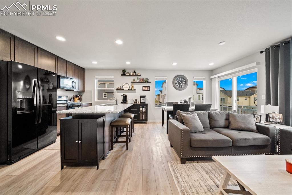 Listing 6524373, Image 8 of 22