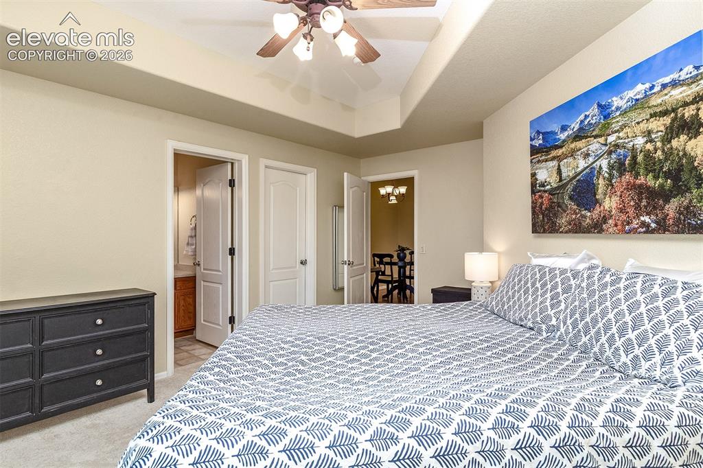 Image 17 of 30: Bedroom