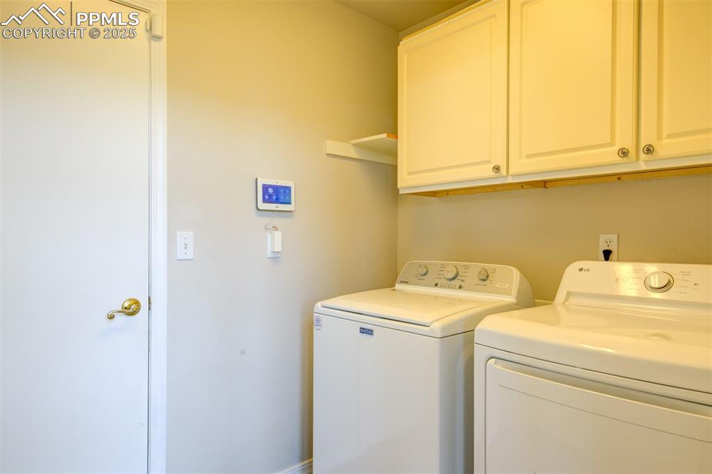 Image 39 of 41: Laundry