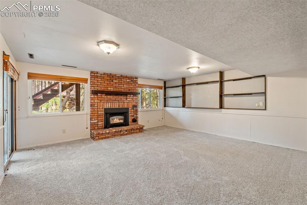 Image 33 of 50: No Description Available