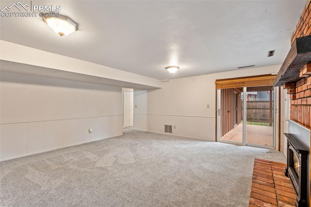 Image 34 of 50: No Description Available