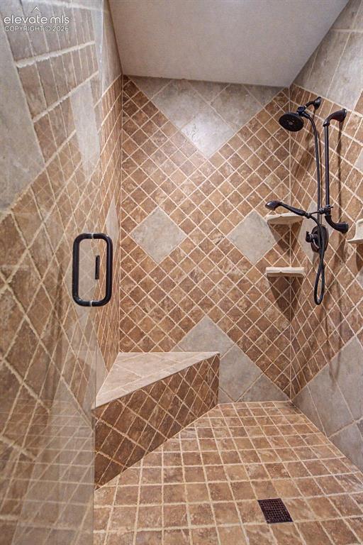 Image 20 of 34: Master Bathroom