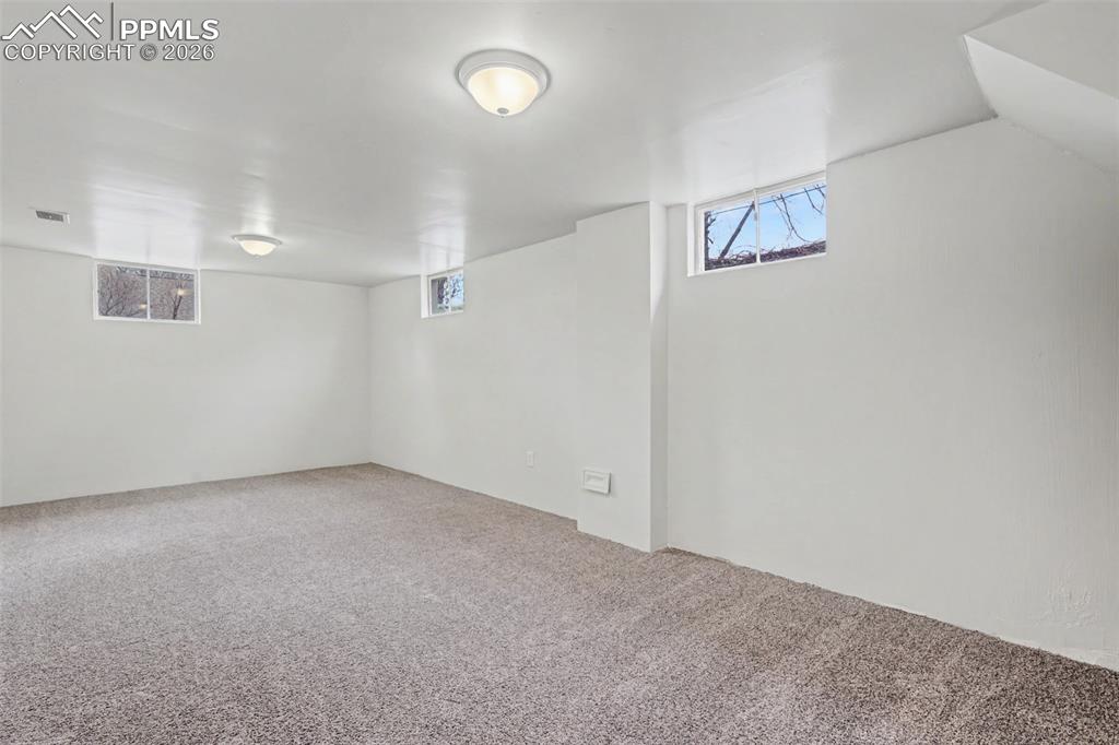 Image 18 of 27: Basement