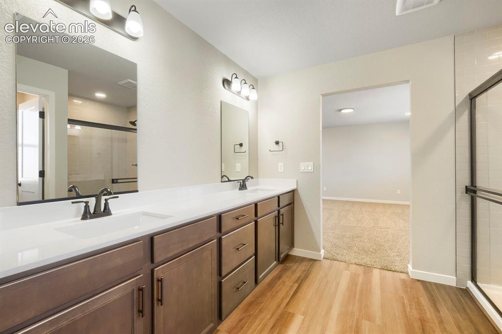 Image 18 of 31: Master Bathroom