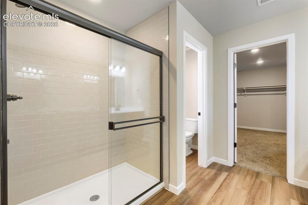 Image 19 of 31: Master Bathroom