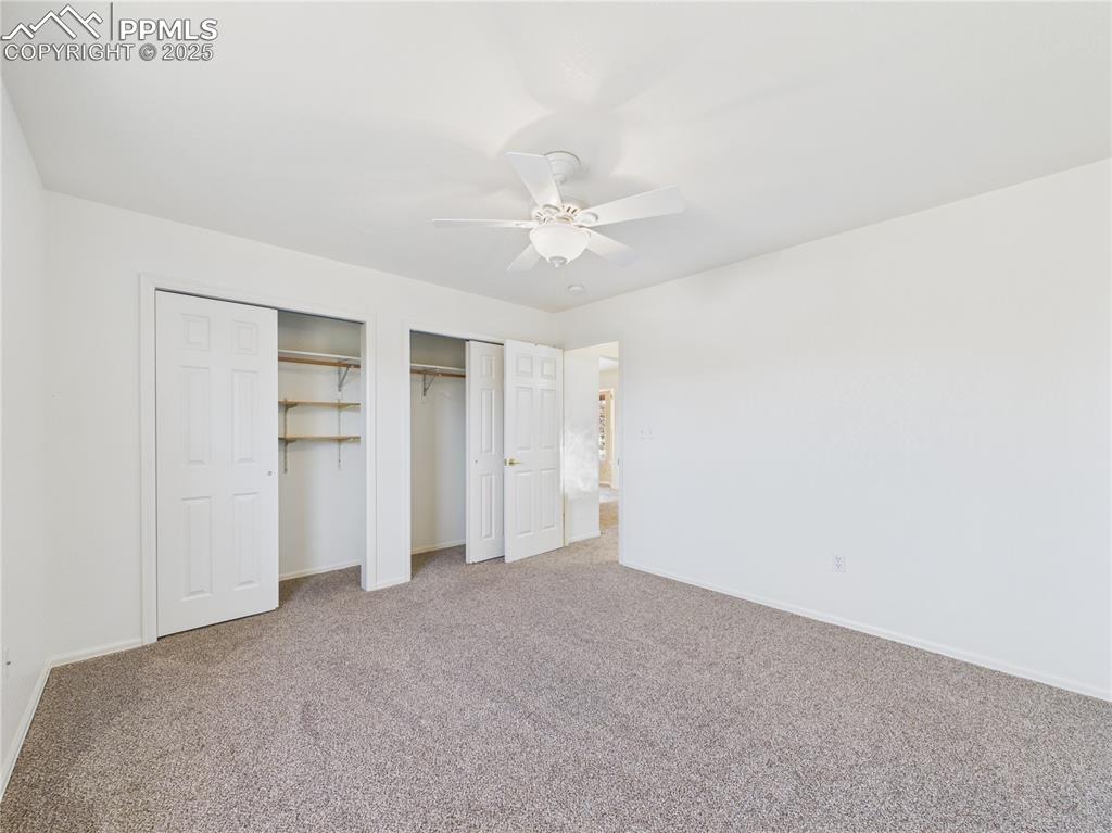 Image 26 of 38: Bedroom