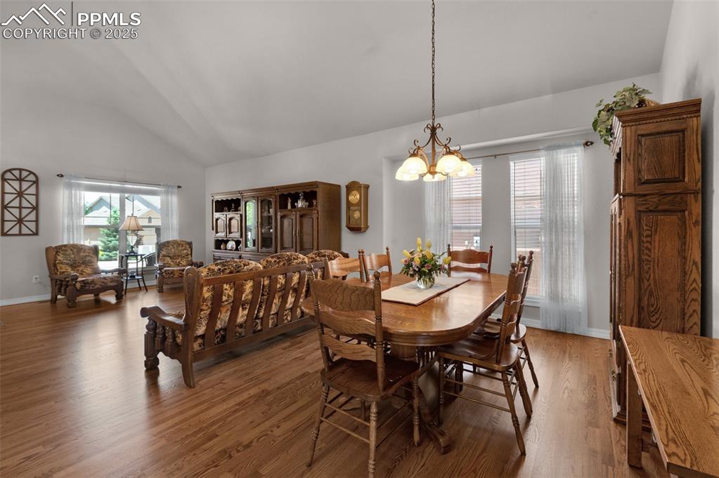 Image 13 of 50: Formal Dining Perfect For Large Gatherings