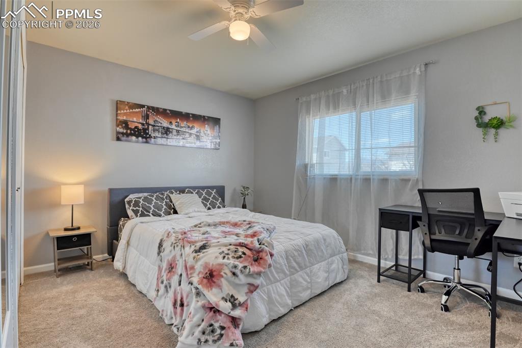 Image 41 of 49: Bedroom