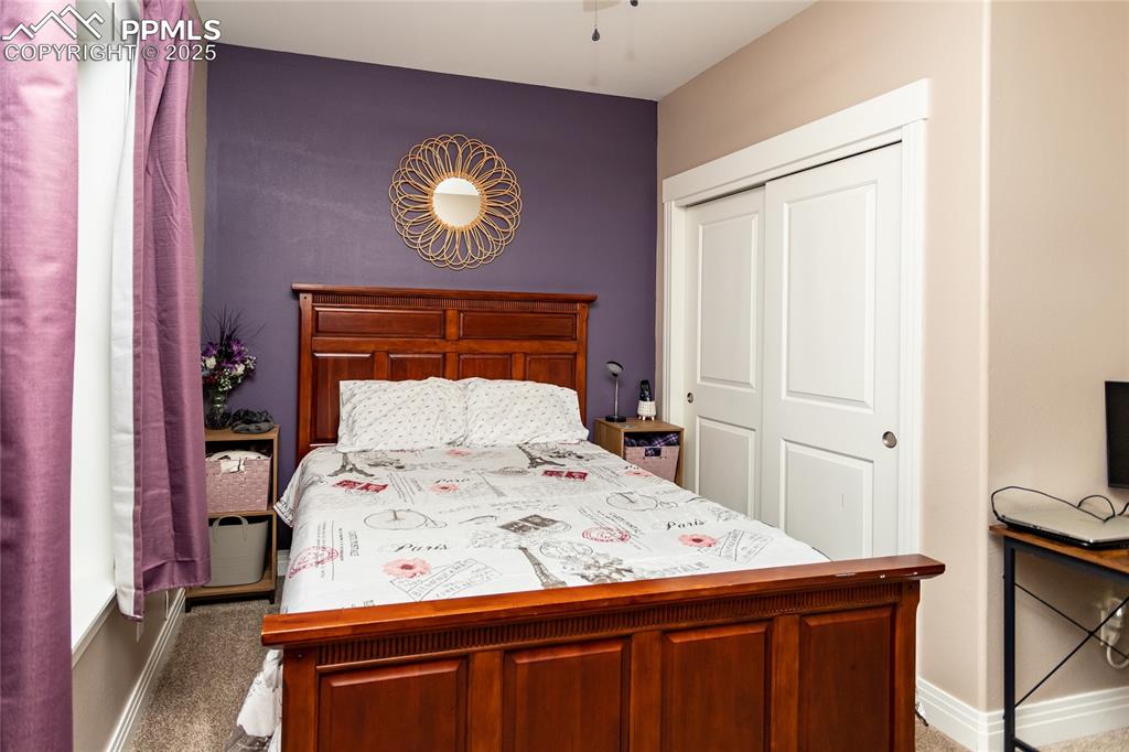 Image 32 of 46: Bedroom