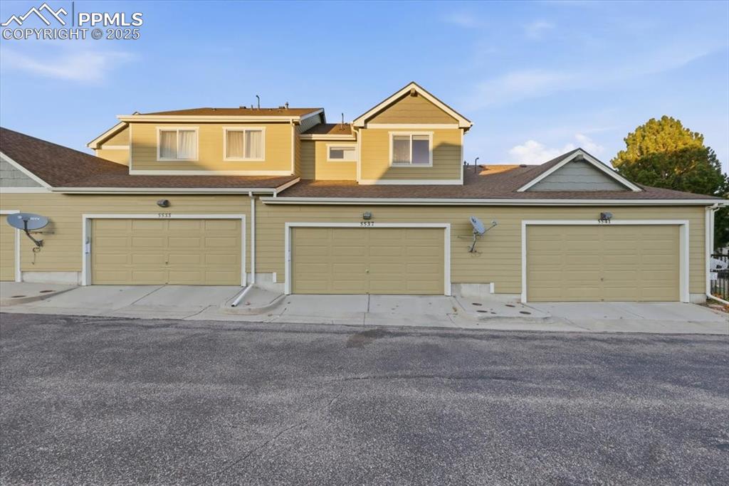 Image 30 of 32: 2 car attached garage.