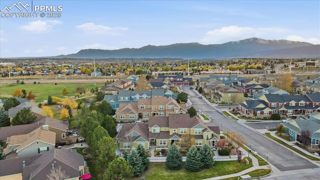 Image 4 of 32: Aerial view.