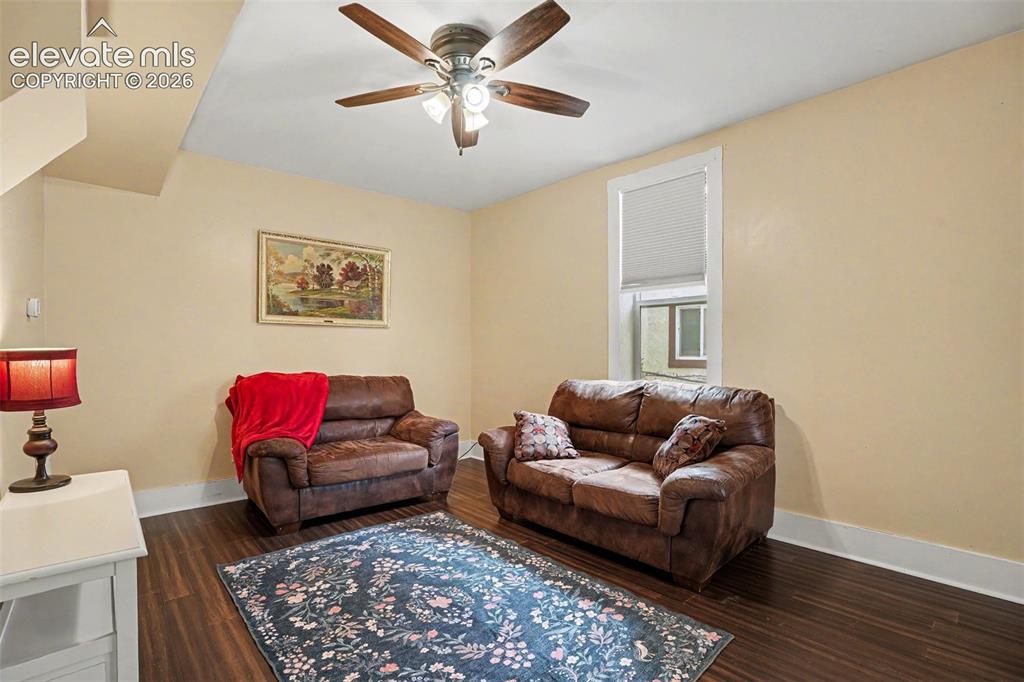 Image 9 of 23: Living Room