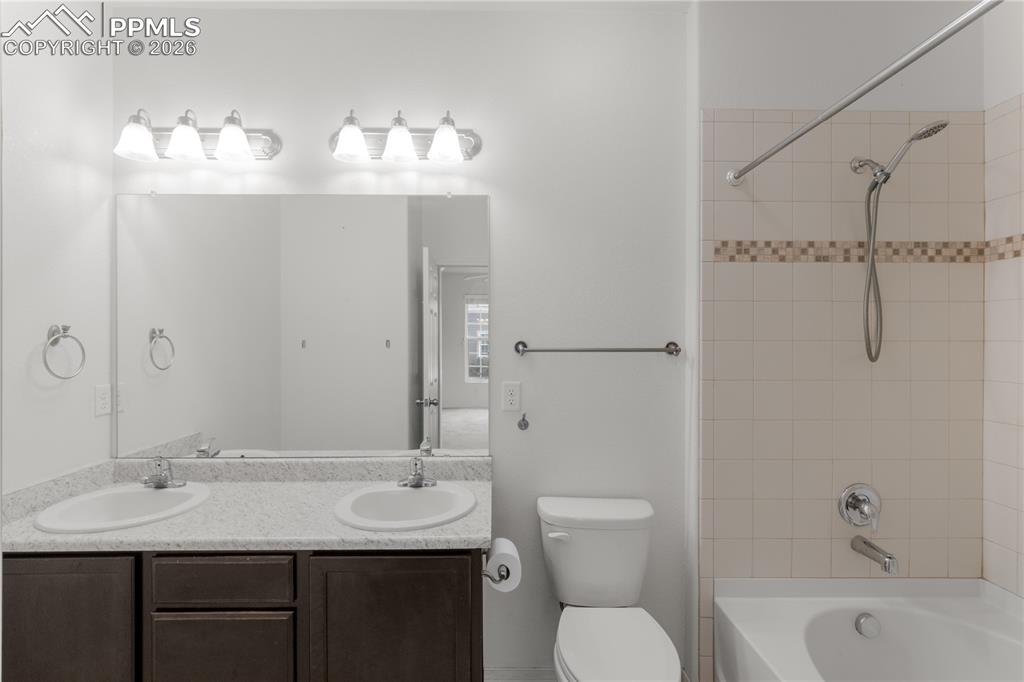 Image 18 of 33: handles in & out of tub/shower