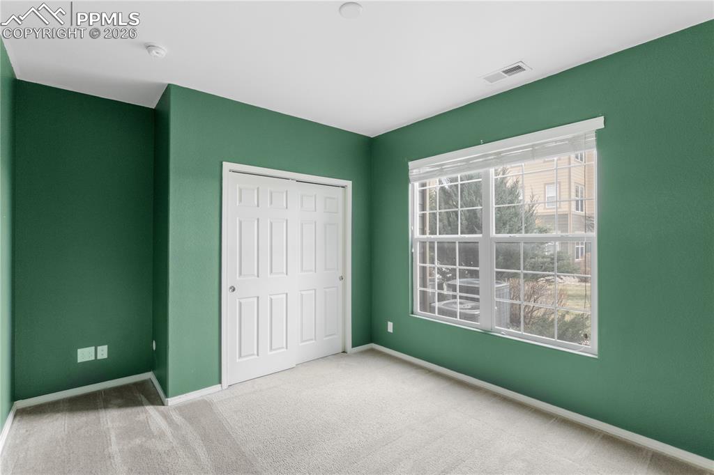 Image 26 of 33: Bedroom