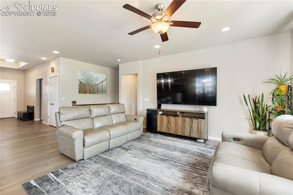 Image 9 of 32: Living Room